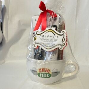 Friends Central Perk Cappuccino Gift Set New